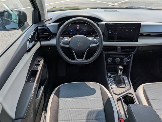 2025 Volkswagen Taos S photo 3