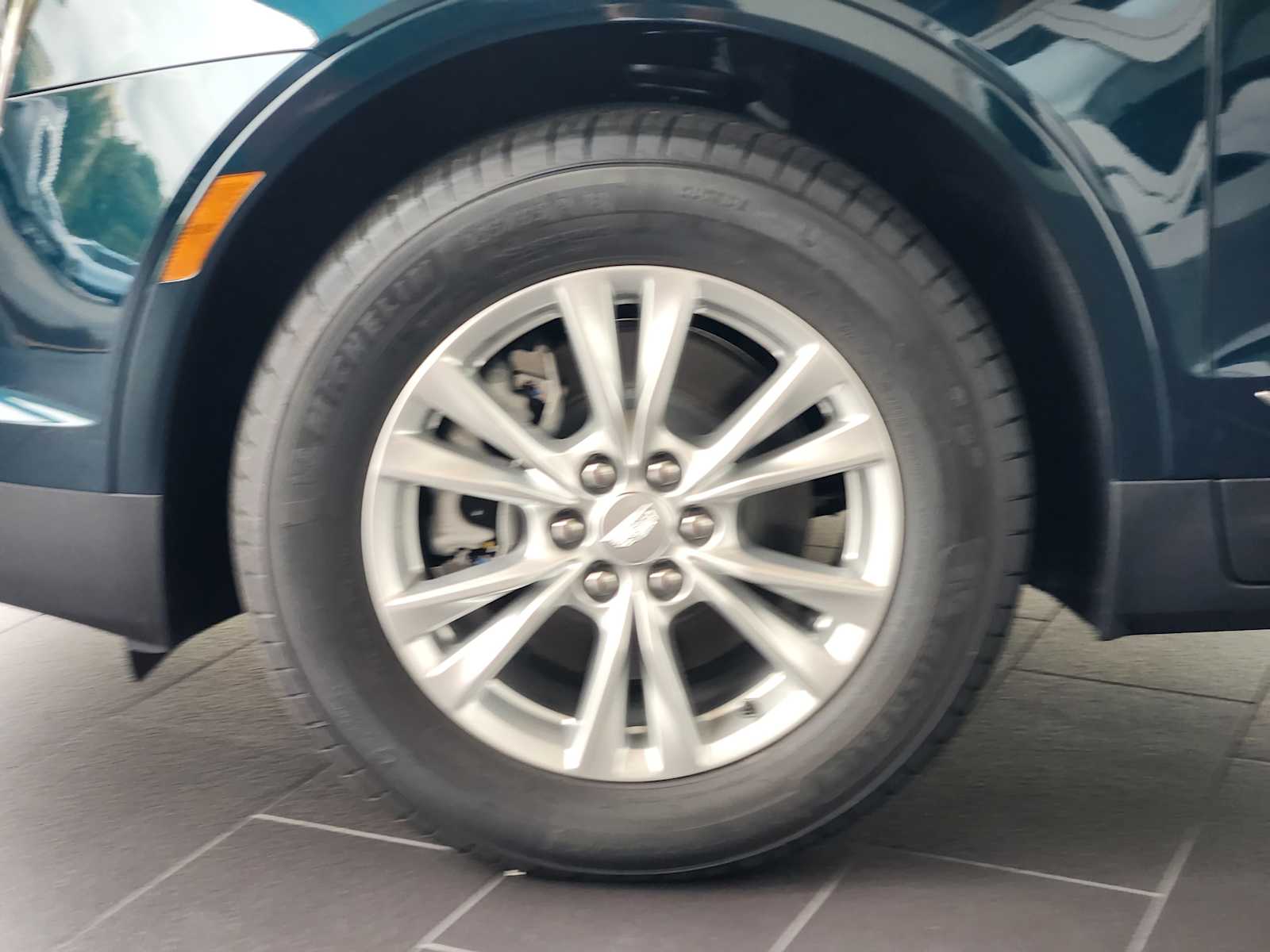 2025 Cadillac XT5 Luxury photo 6