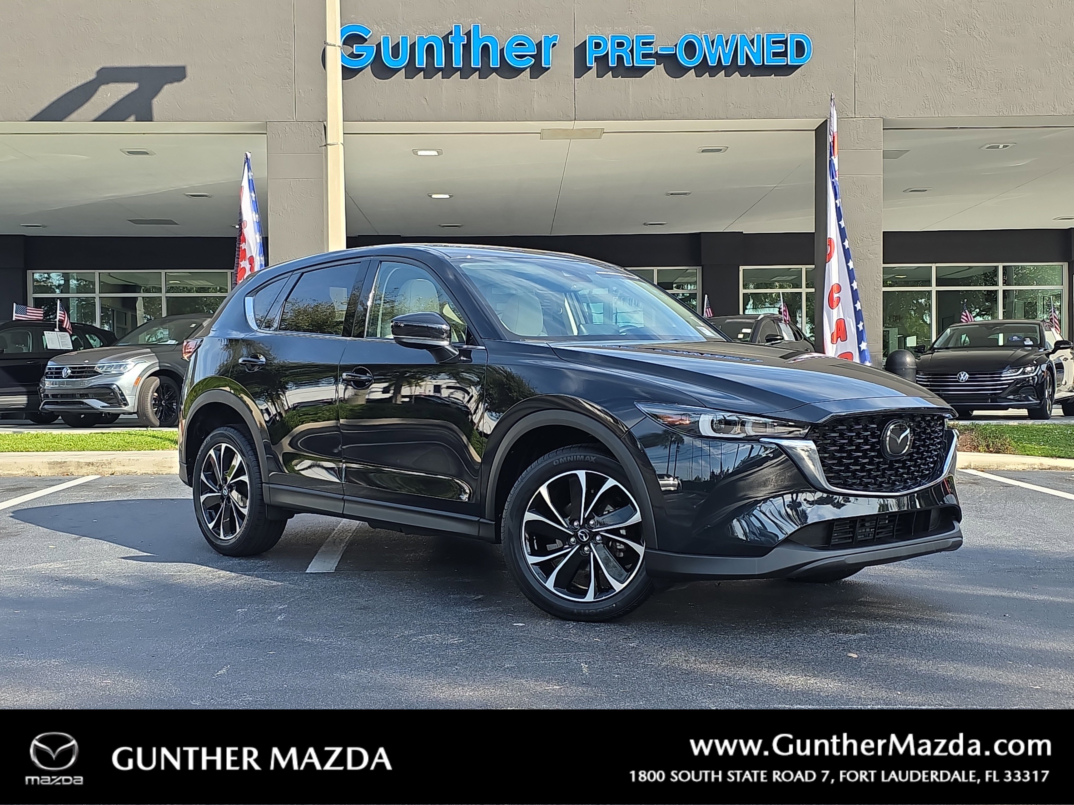 2023 Mazda CX-5 S Premium package's photo