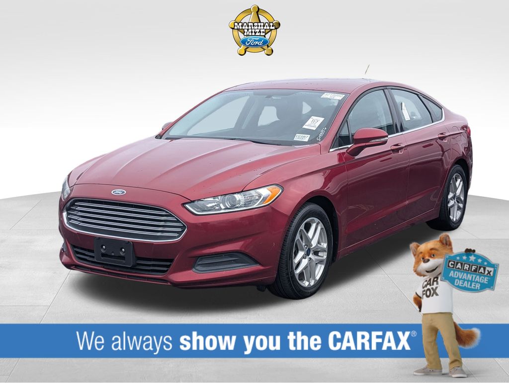 2016 Ford Fusion SE's photo
