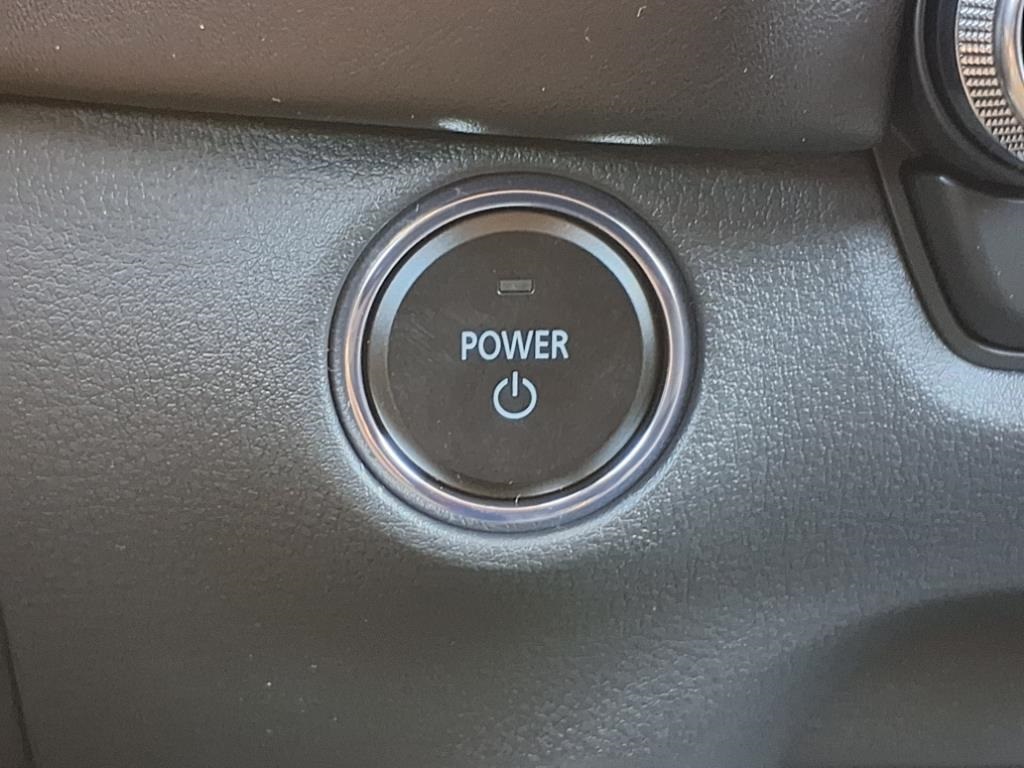 2025 Mazda CX-50 Premium Plus photo 12