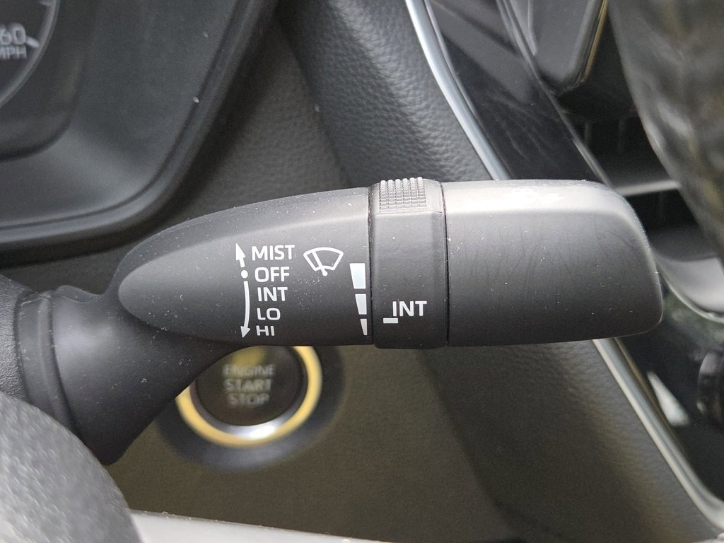 2023 Toyota Corolla SE photo 12