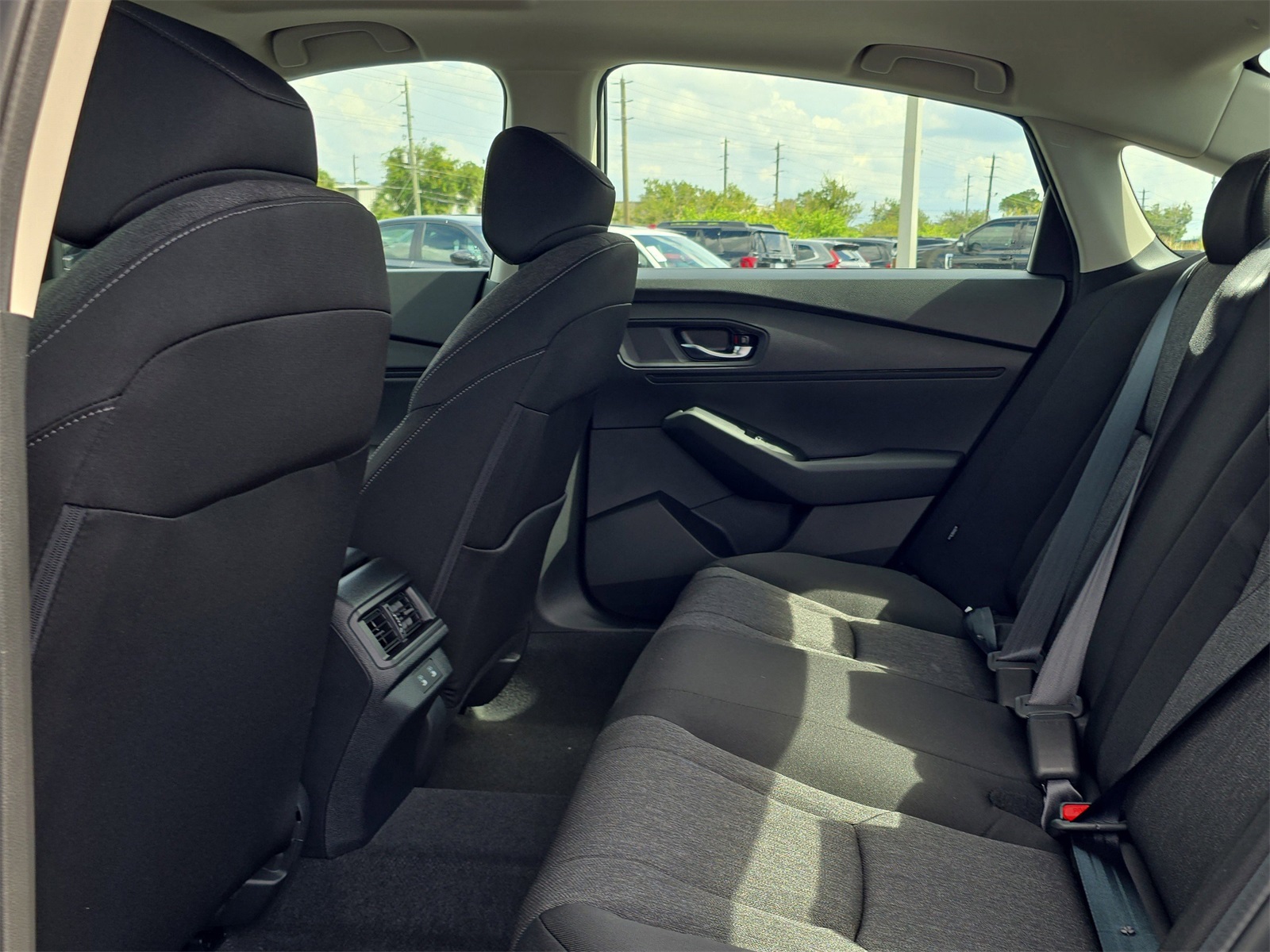 2025 Honda Accord SE photo 13