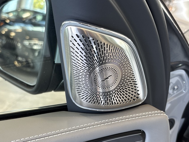 2025 Mercedes Benz GLS Maybach 600 4MATIC photo 24
