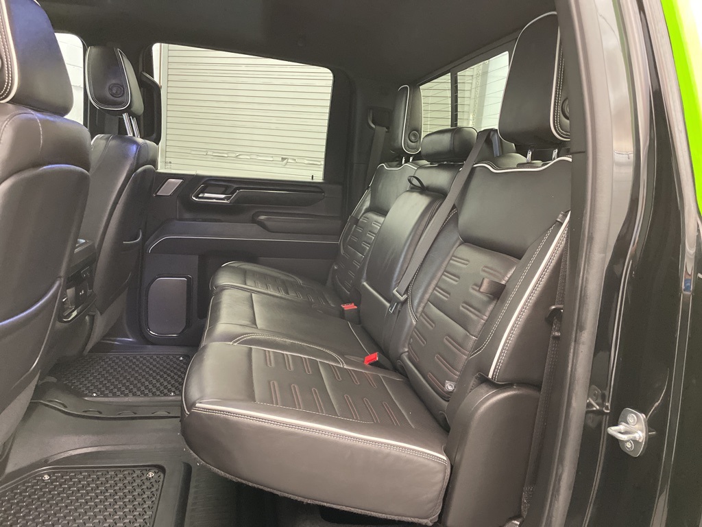 2024 Gmc Sierra HD AT4X photo 17