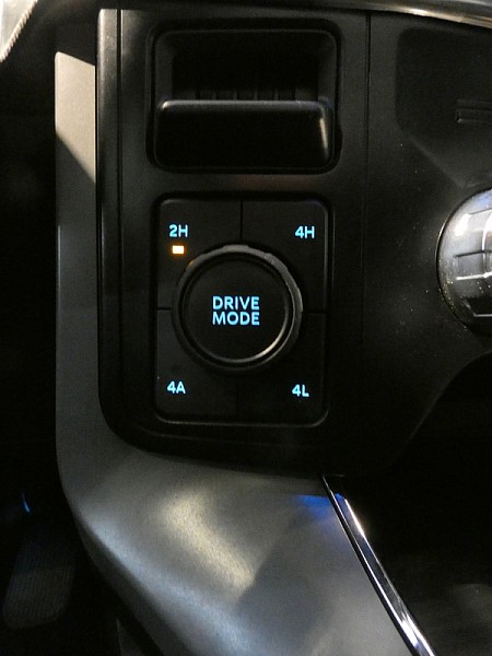 2024 Ford F-150 Lariat photo 14
