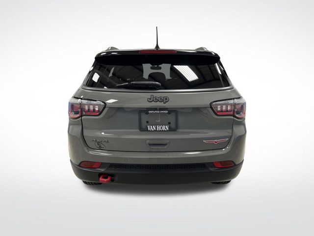 2020 Jeep Compass Trailhawk photo 11