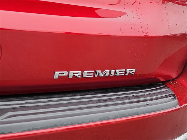 2024 Chevrolet Tahoe Premier photo 2
