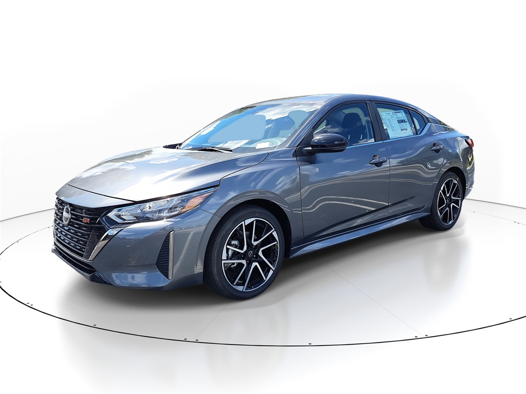 2025 Nissan Sentra SR photo 4