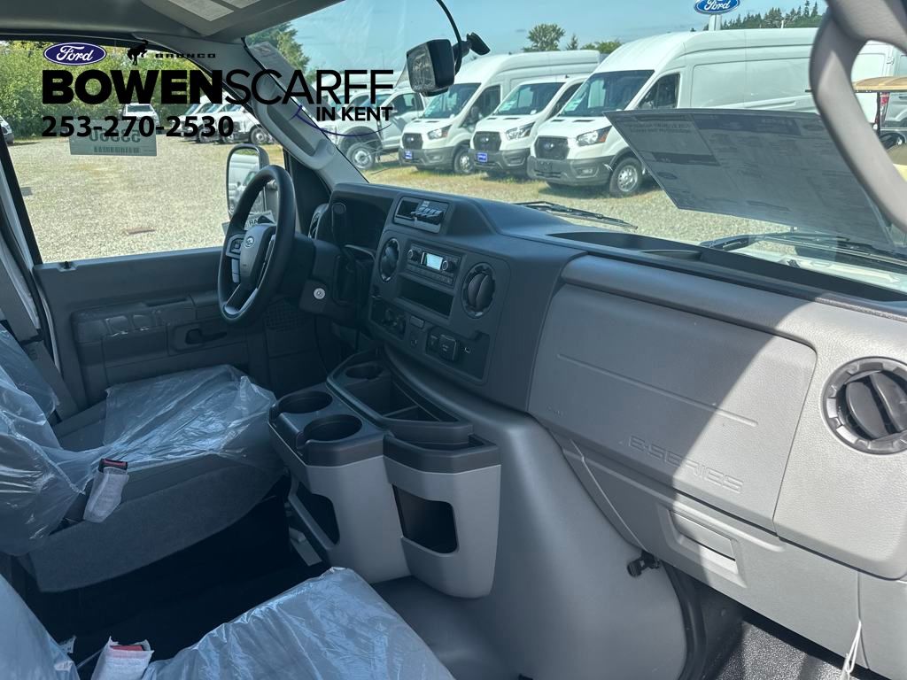 2025 Ford E-350 Base photo 26