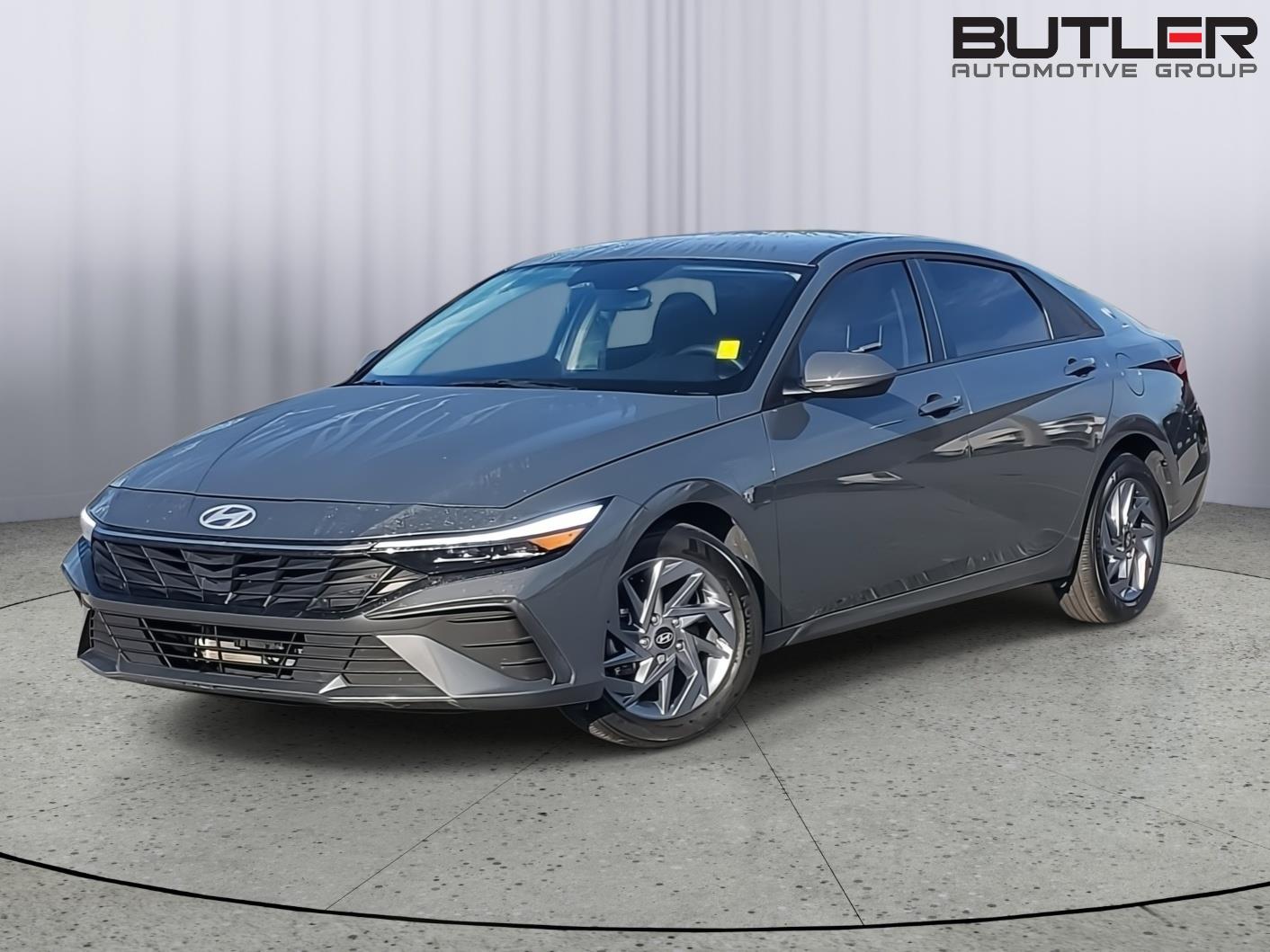 2024 Hyundai Elantra Blue's photo