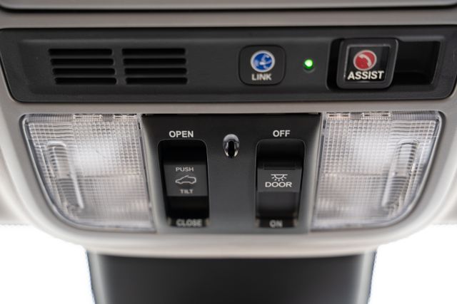 2024 Honda Odyssey Touring photo 36