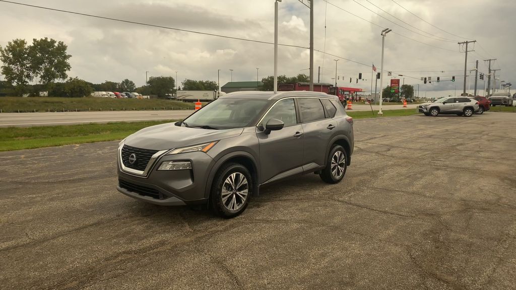 2022 Nissan Rogue SV photo 4