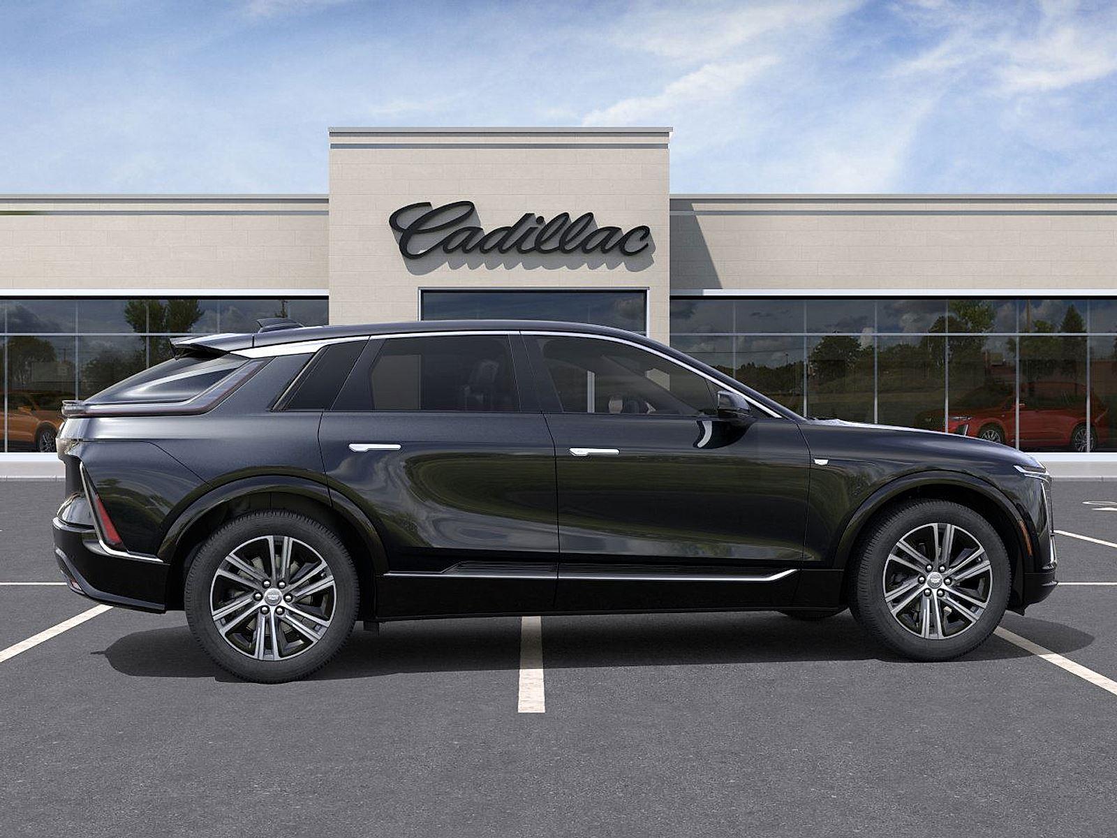 2026 Cadillac Lyriq Luxury photo 4