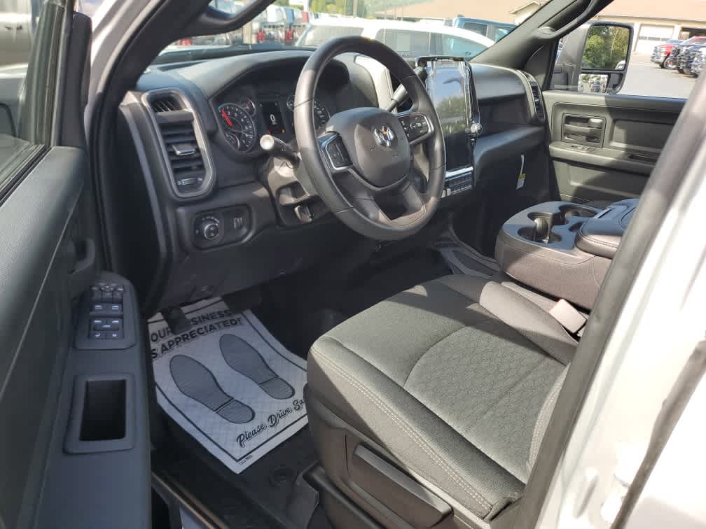 2026 Ram 2500 Tradesman photo 11