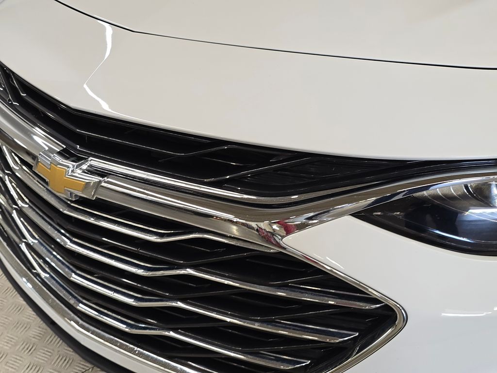 2023 Chevrolet Malibu LS photo 7