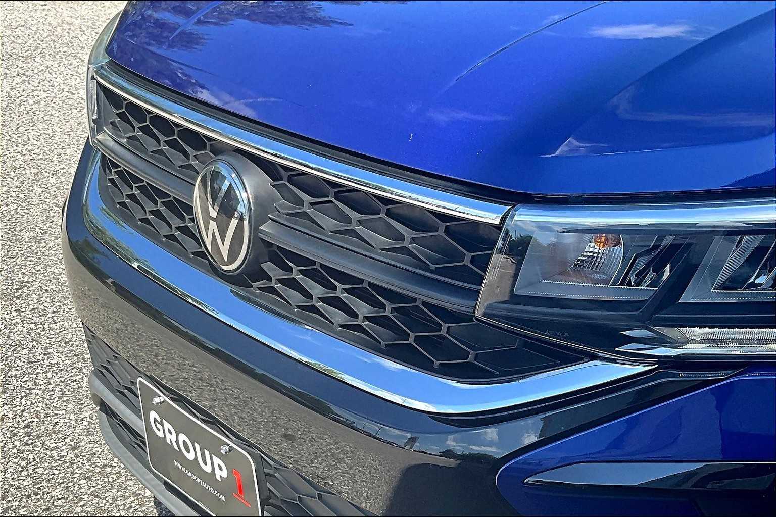 2023 Volkswagen Taos SE photo 26