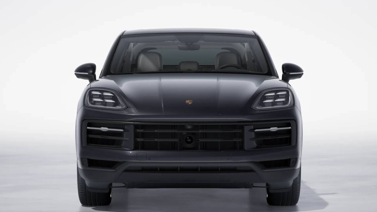 2025 Porsche Cayenne Coupe photo 9