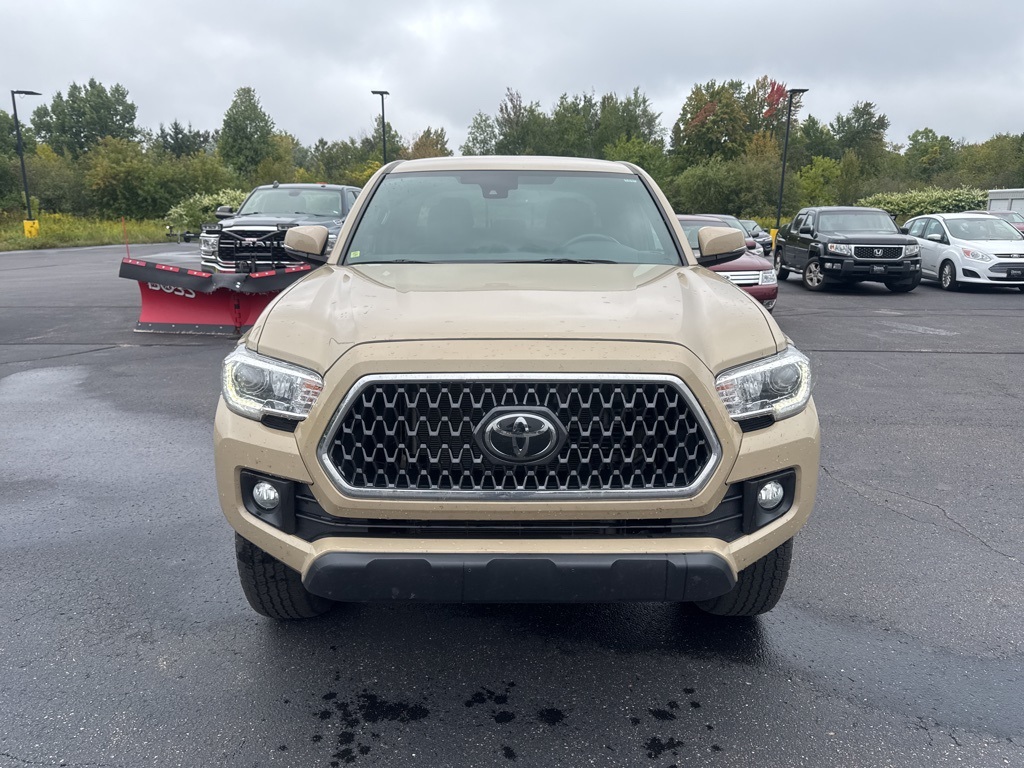 2018 Toyota Tacoma TRD Off-Road photo 9
