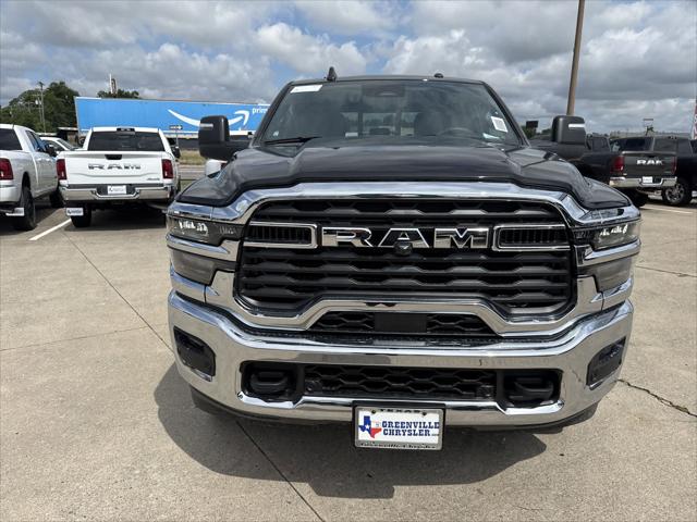2025 Ram 2500 Tradesman photo 2