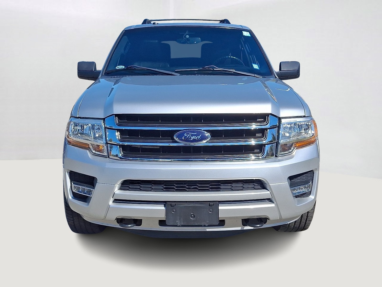 2017 Ford Expedition XLT photo 2
