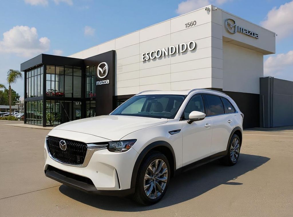 2026 Mazda CX-90 Preferred Package's photo