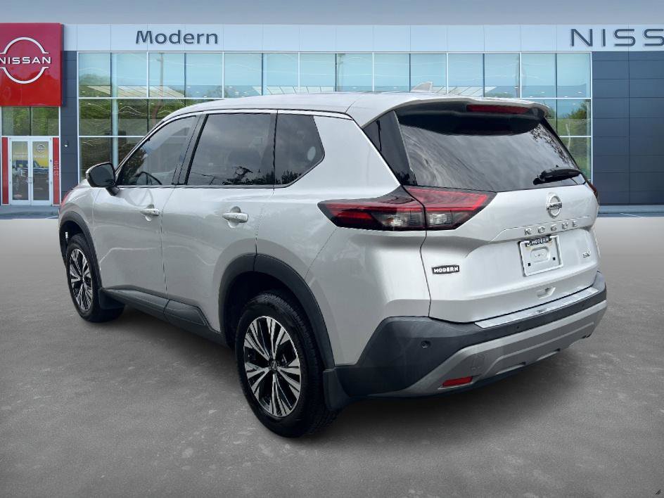 2021 Nissan Rogue SV photo 7