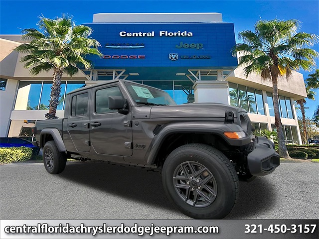 2025 Jeep Gladiator Sport S's photo