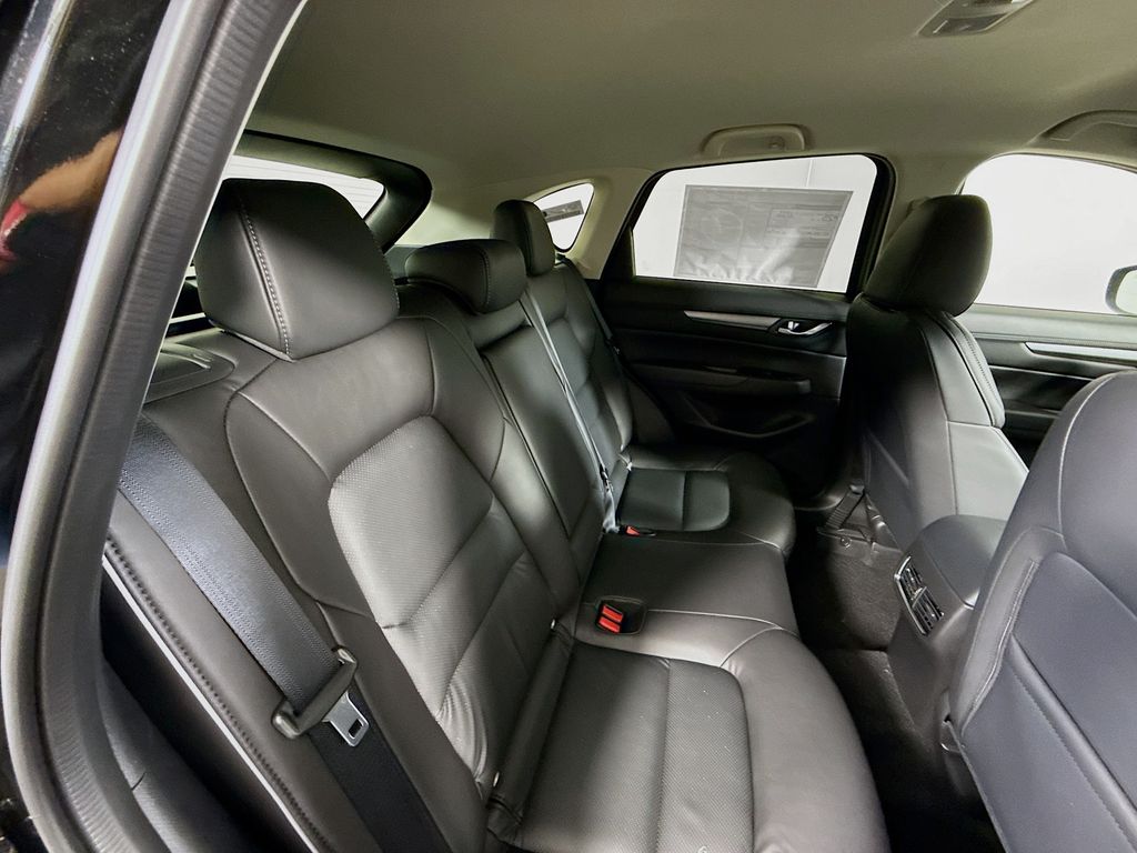 2025 Mazda CX-5 2.5 Select photo 25