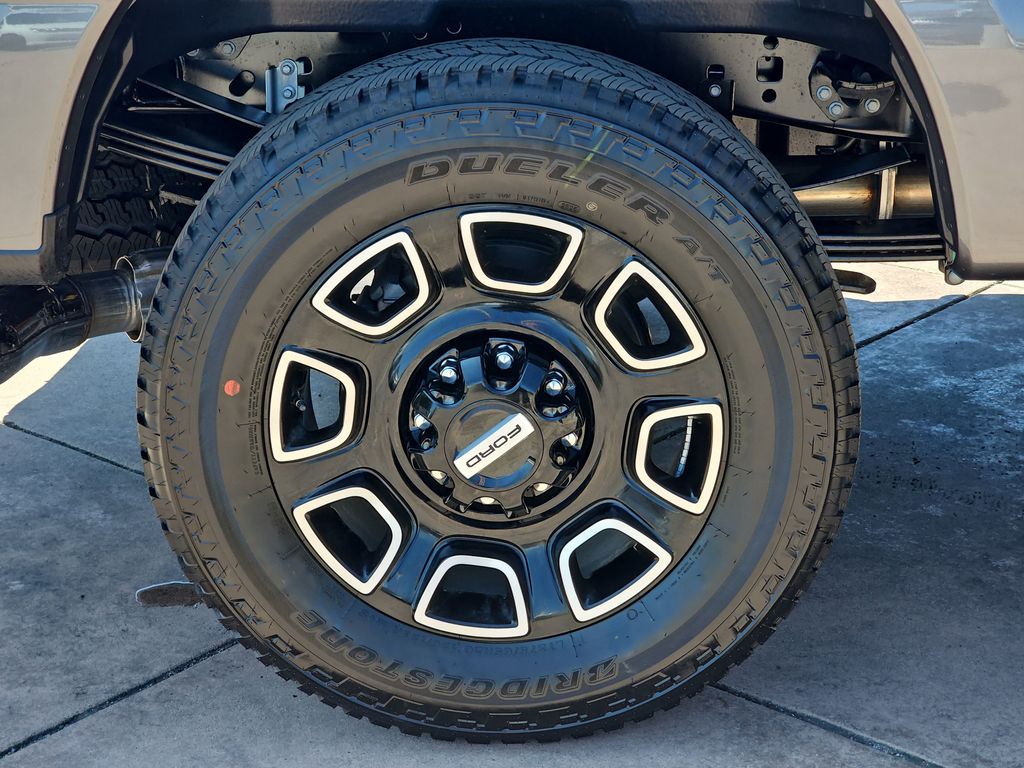 2026 Ford F-350 photo 38