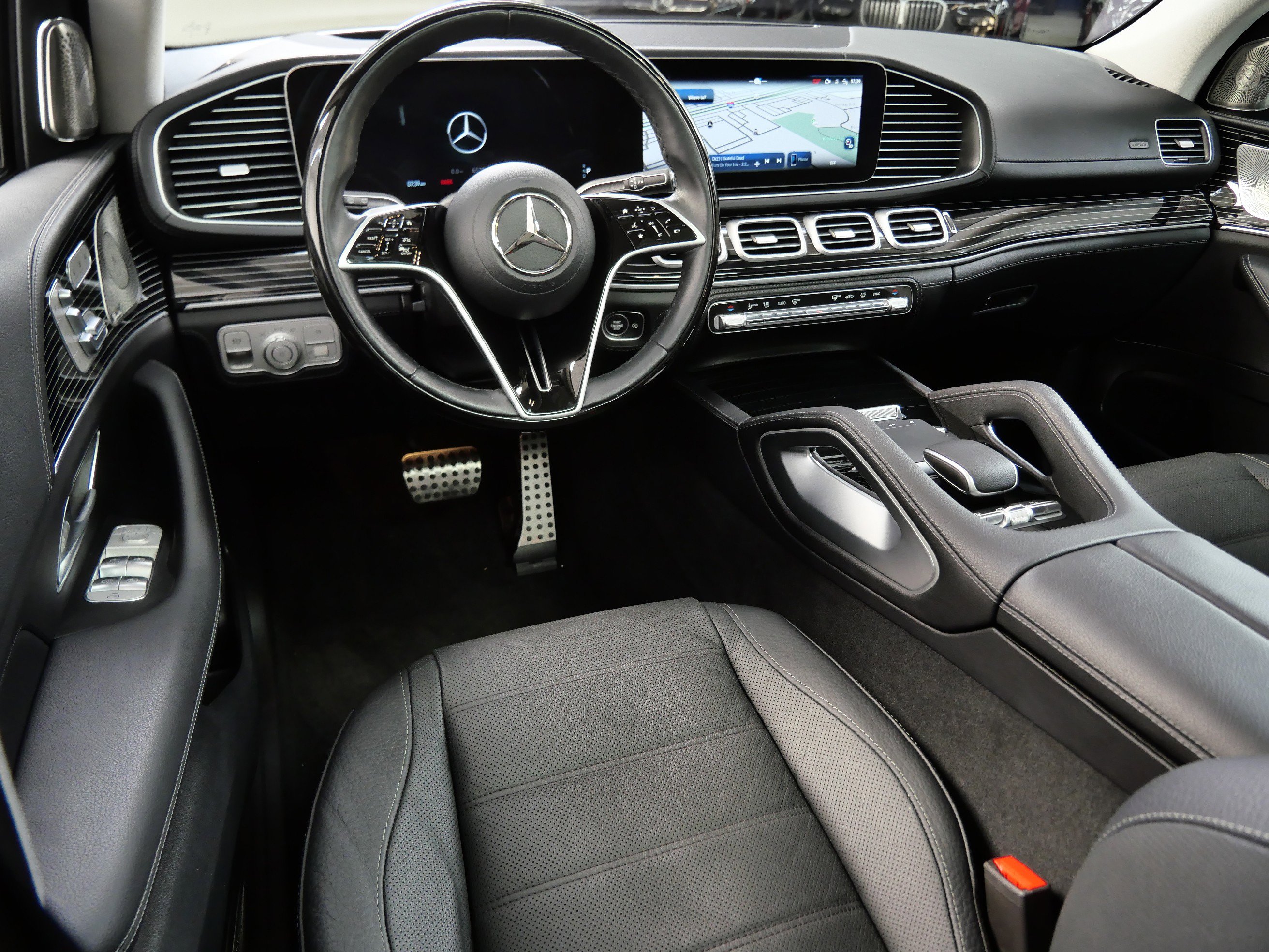 Certified 2025 Mercedes-Benz GLS Base with VIN 4JGFF8FE0SB384584 for sale in Minnetonka, Minnesota