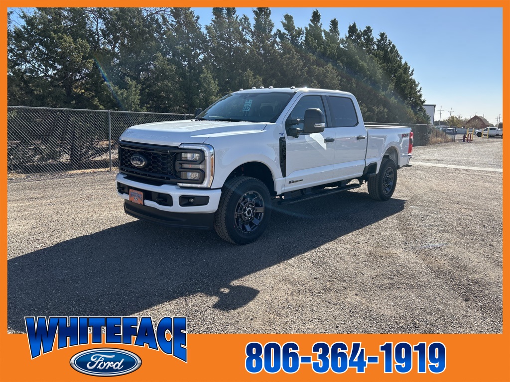 2026 Ford F-350 Super Duty XL's photo