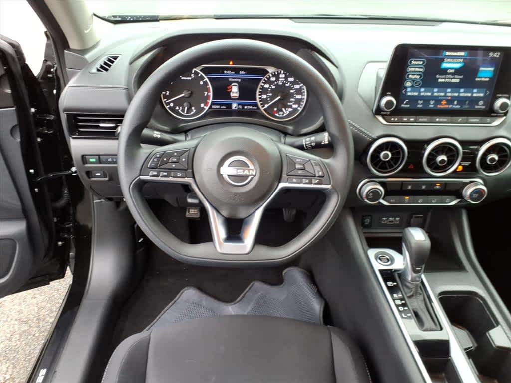2024 Nissan Sentra SV photo 13