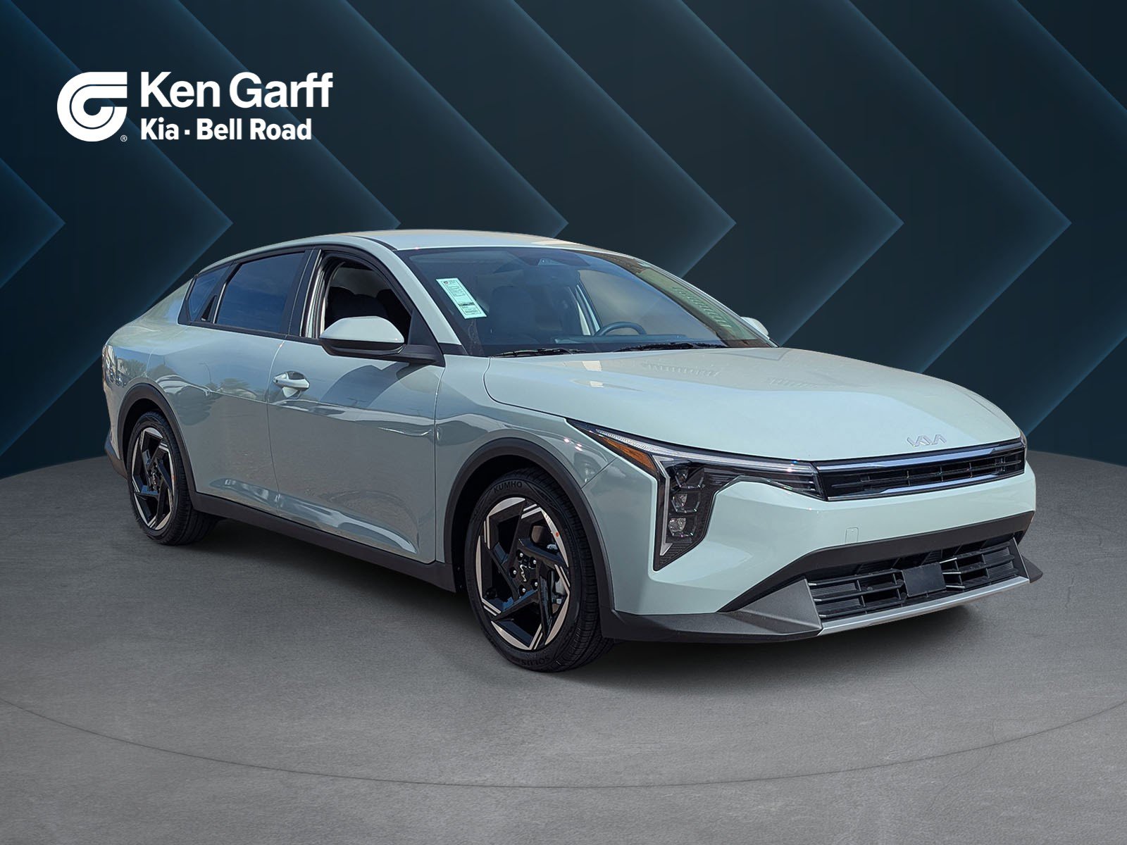 2025 Kia K4 EX's photo