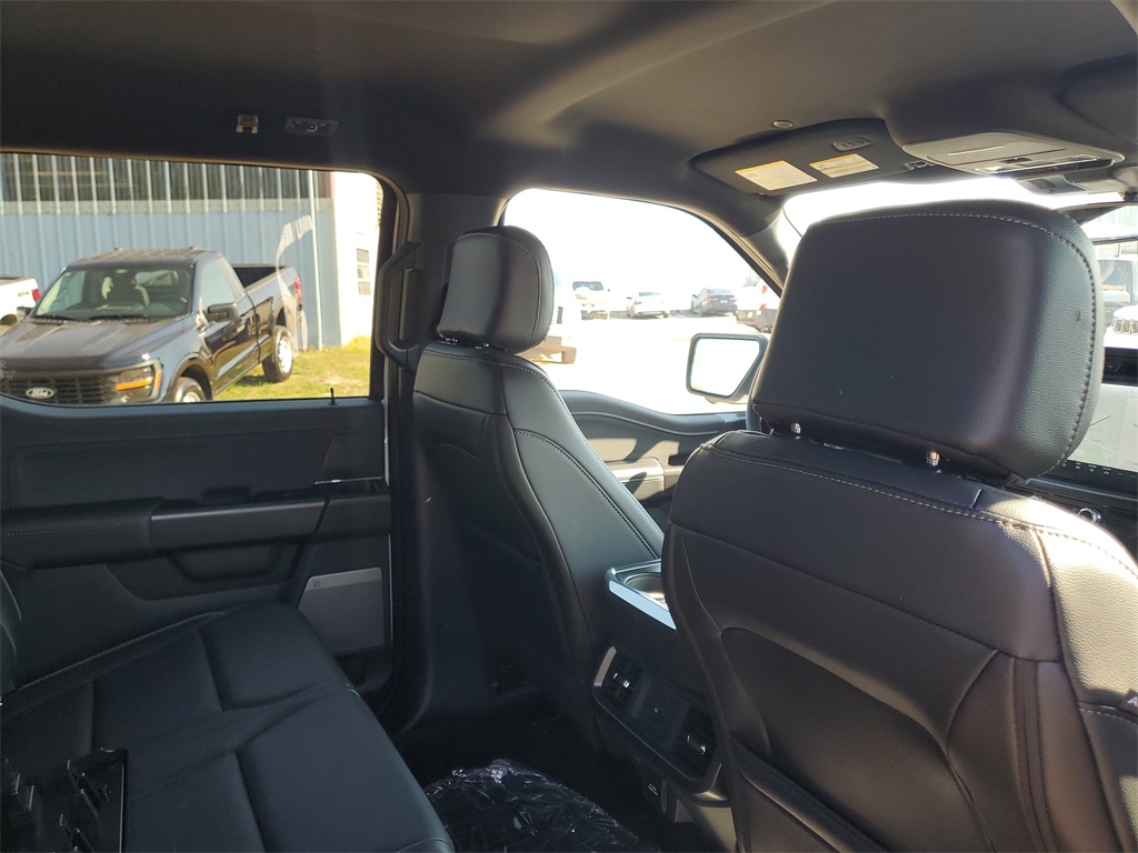 2025 Ford F-150 Lariat photo 27