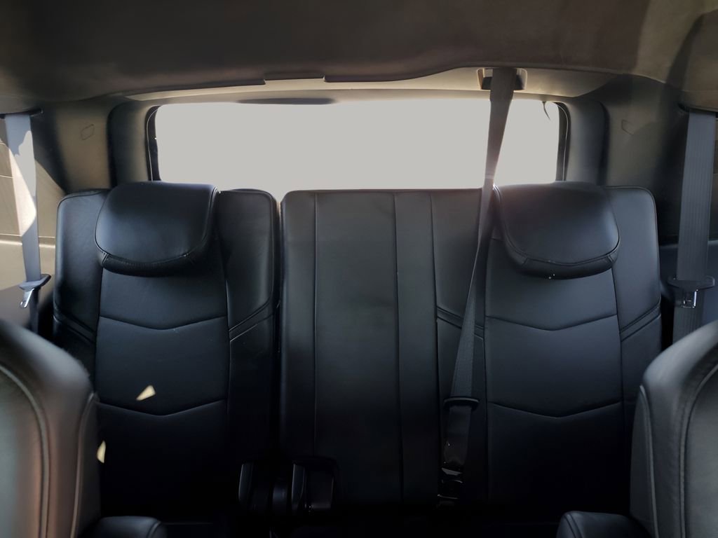 2020 Cadillac Escalade Platinum photo 25