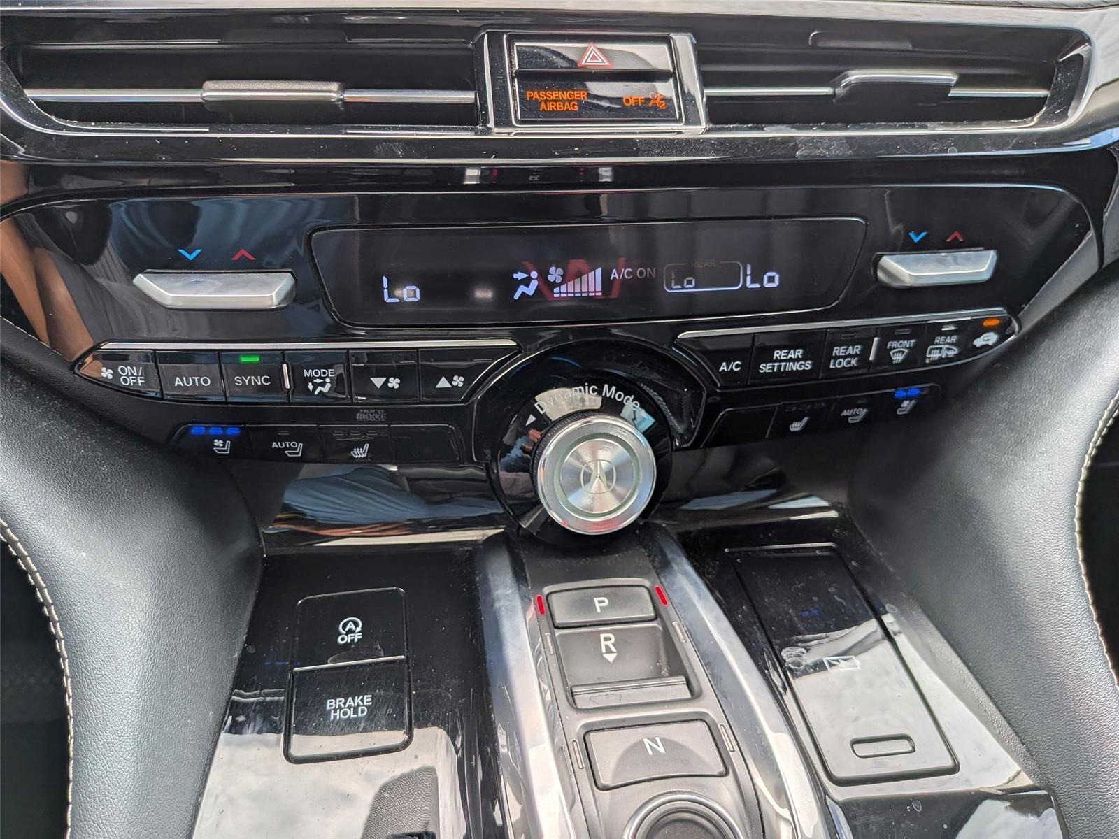 2022 Acura MDX Advance photo 23