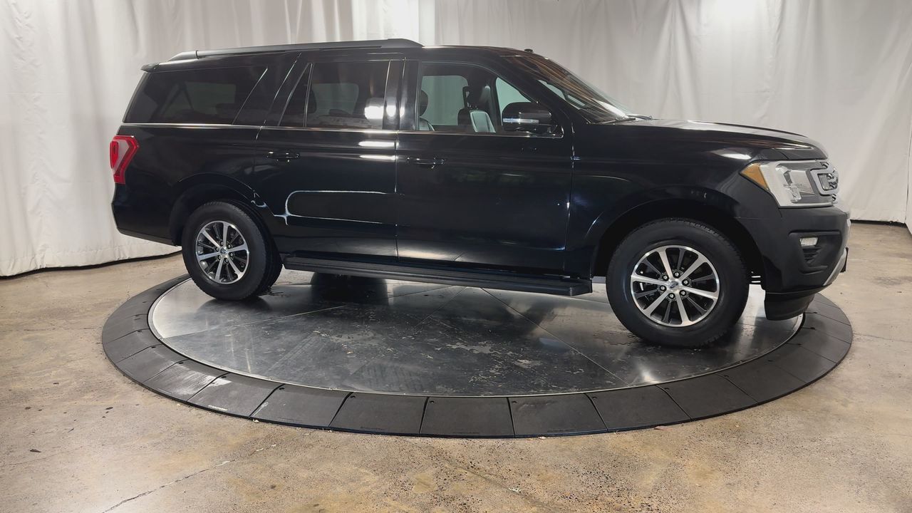 2019 Ford Expedition MAX XLT photo 2