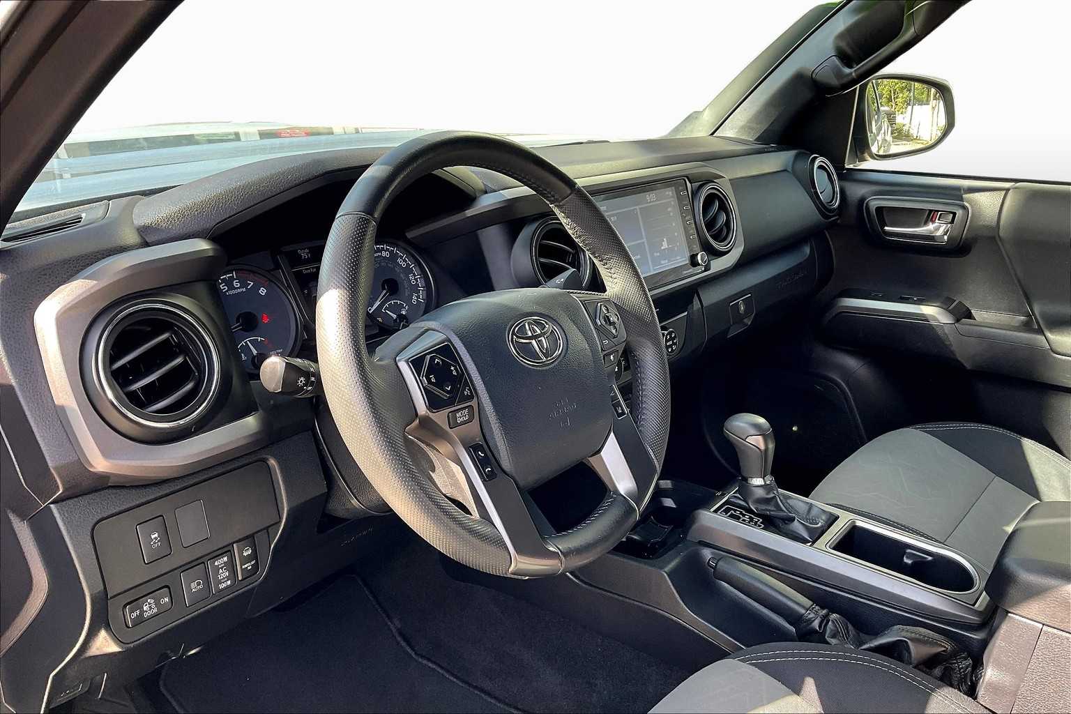 2020 Toyota Tacoma TRD Sport Double Cab V6 photo 15