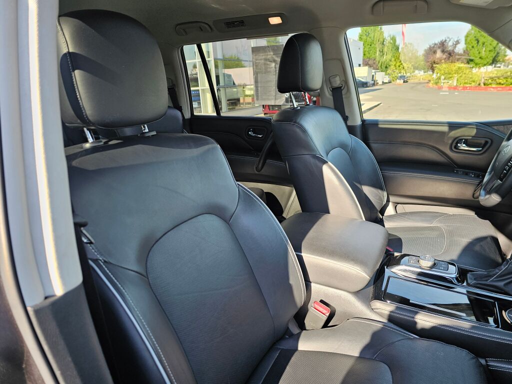 2023 Infiniti QX80 Base photo 8