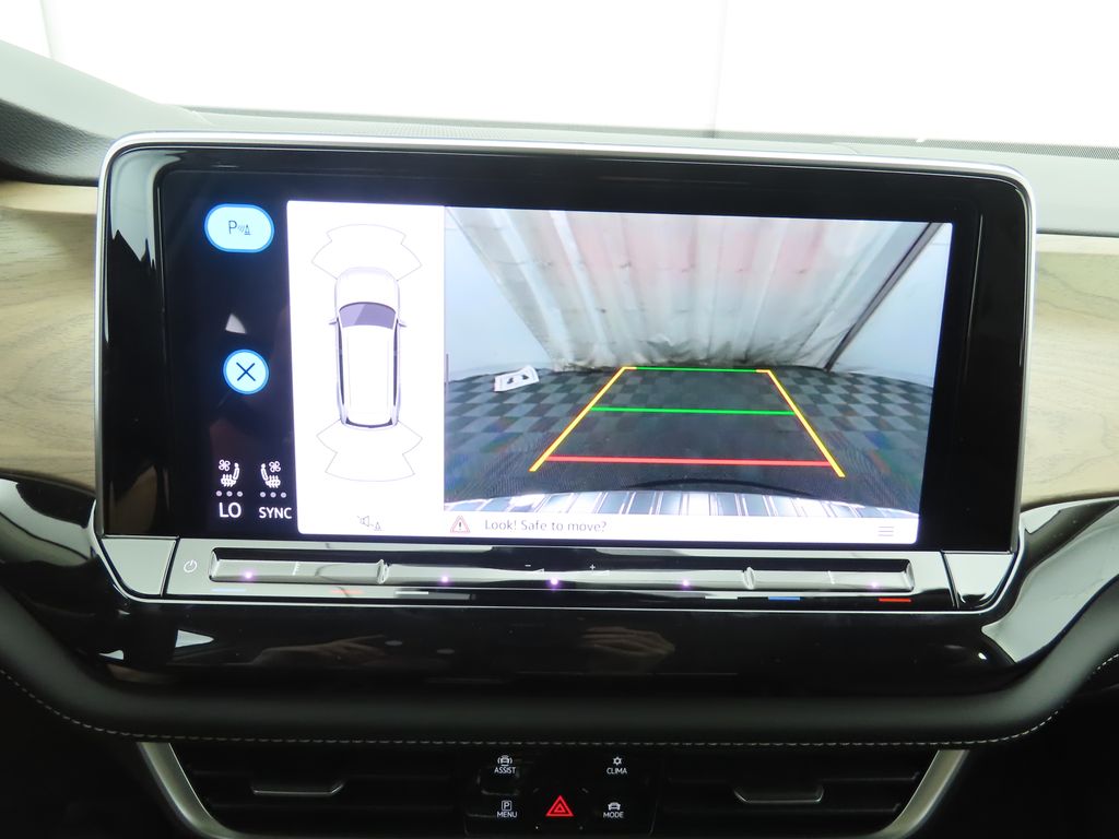 2026 Volkswagen Atlas SE Technology photo 16