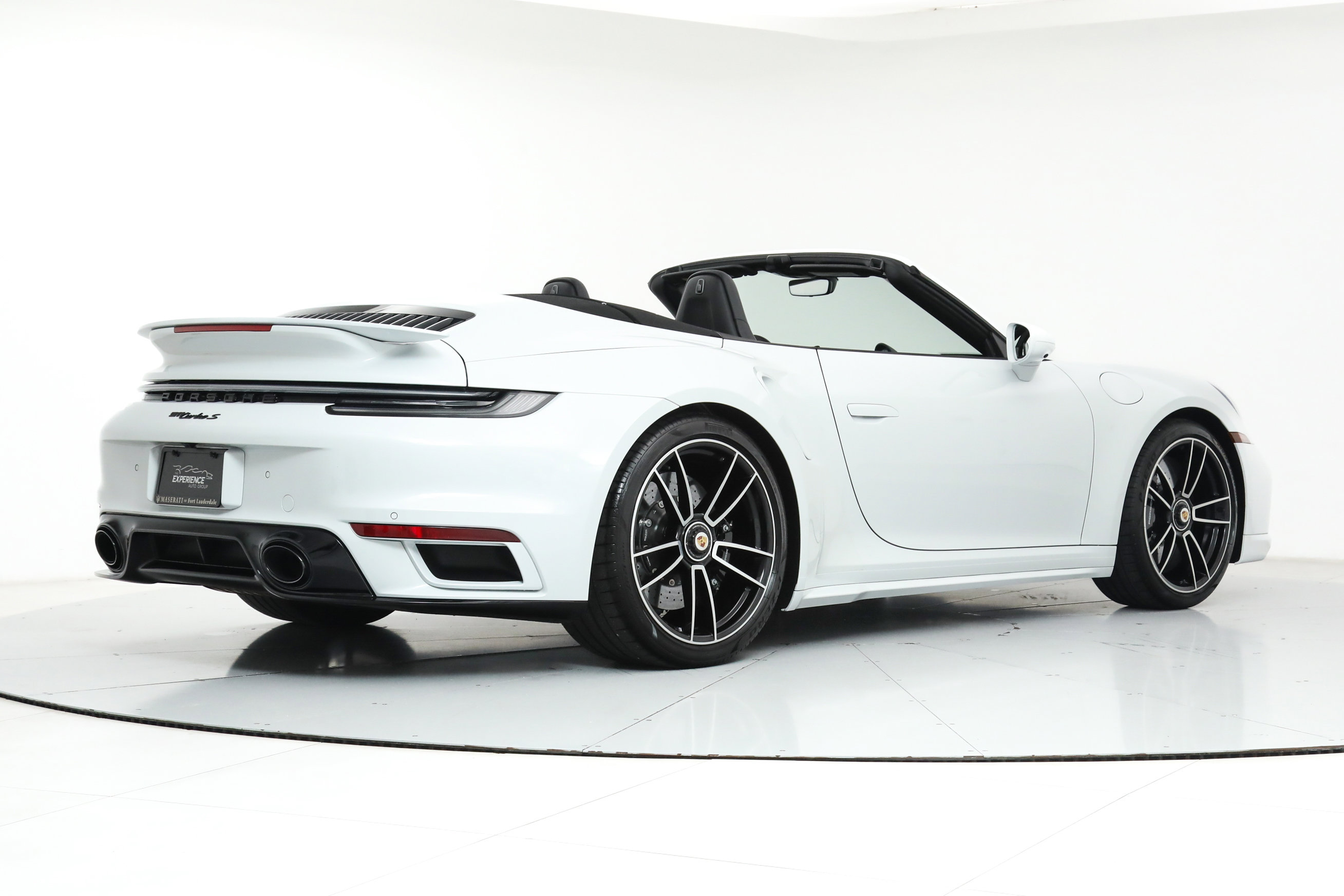 2023 Porsche 911 Turbo S Cabriolet photo 6