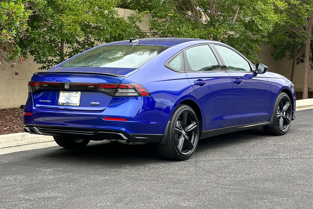2025 Honda Accord Hybrid Sport-L photo 4