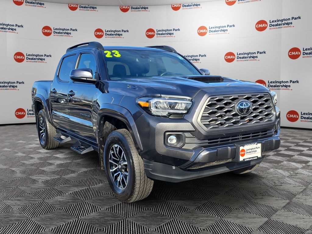 2023 Toyota Tacoma TRD Sport's photo