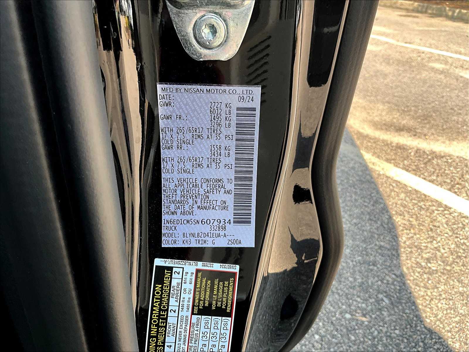2025 Nissan Frontier SV photo 35