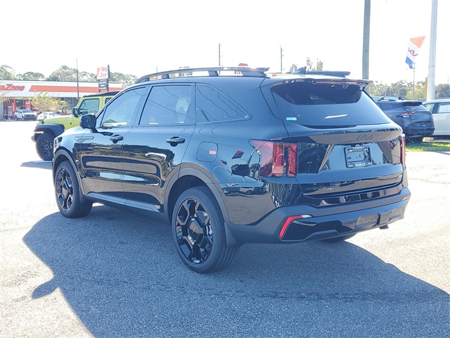 2026 Kia Sorento X-Line SX Prestige photo 4
