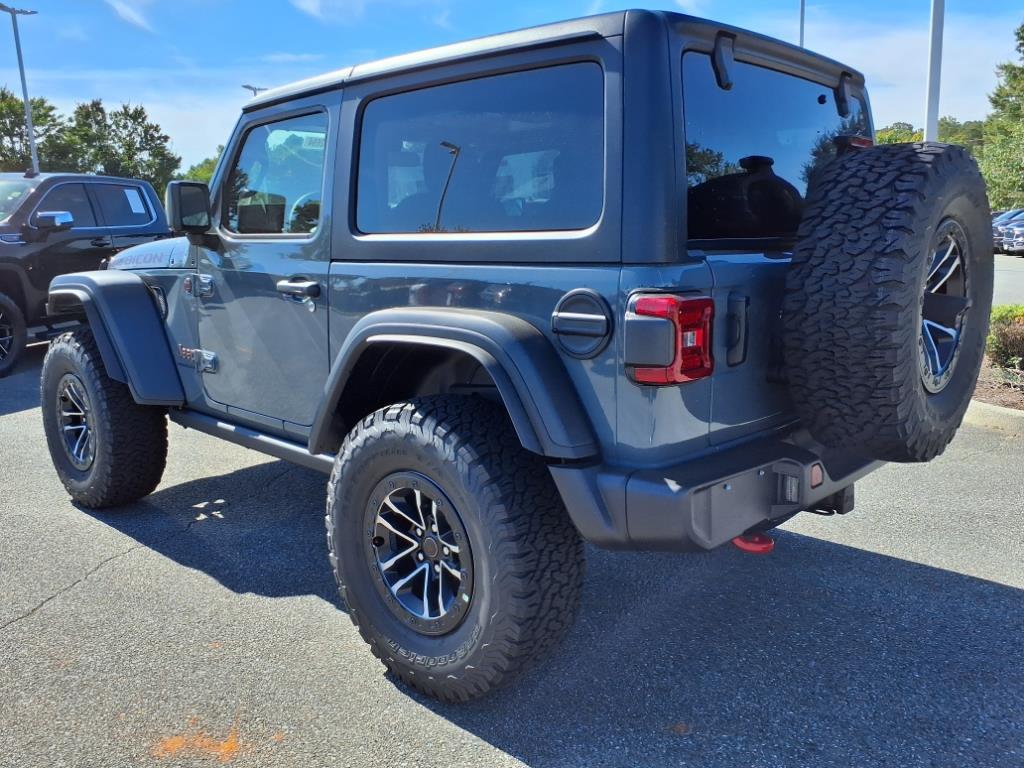 2025 Jeep Wrangler Rubicon photo 6