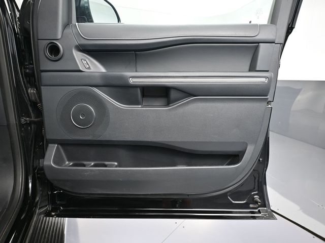 2023 Ford Expedition XLT photo 40