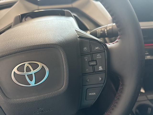 2026 Toyota Prius Plug-in Base photo 34