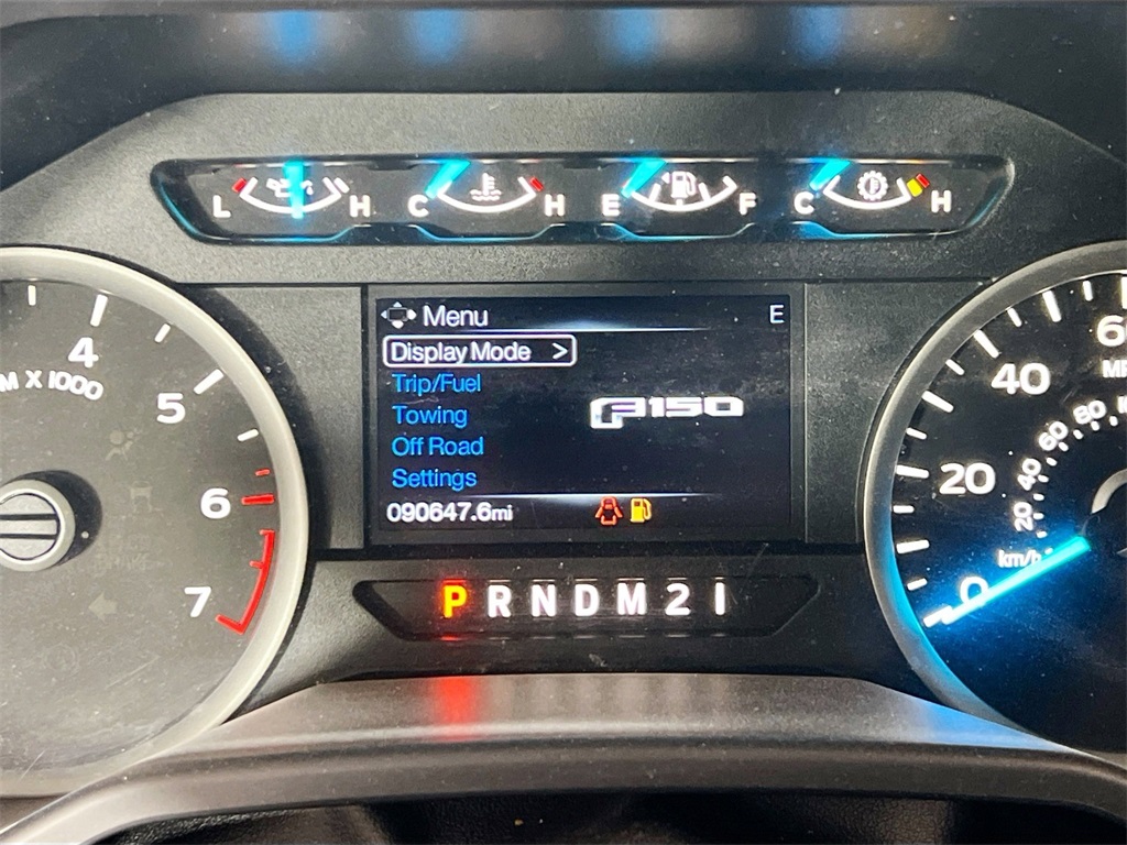 2016 Ford F-150 XLT photo 2